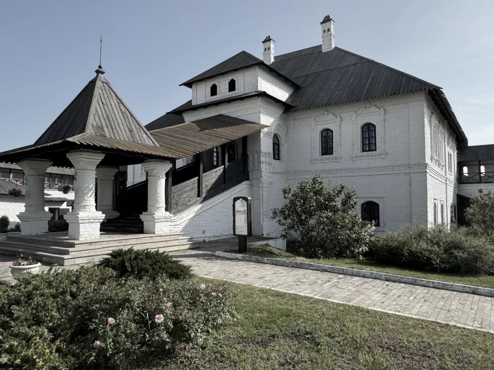 Богородице-Успенский монастырь