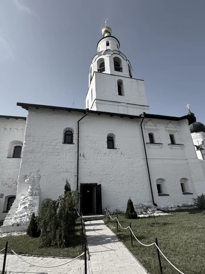 Богородице-Успенский монастырь