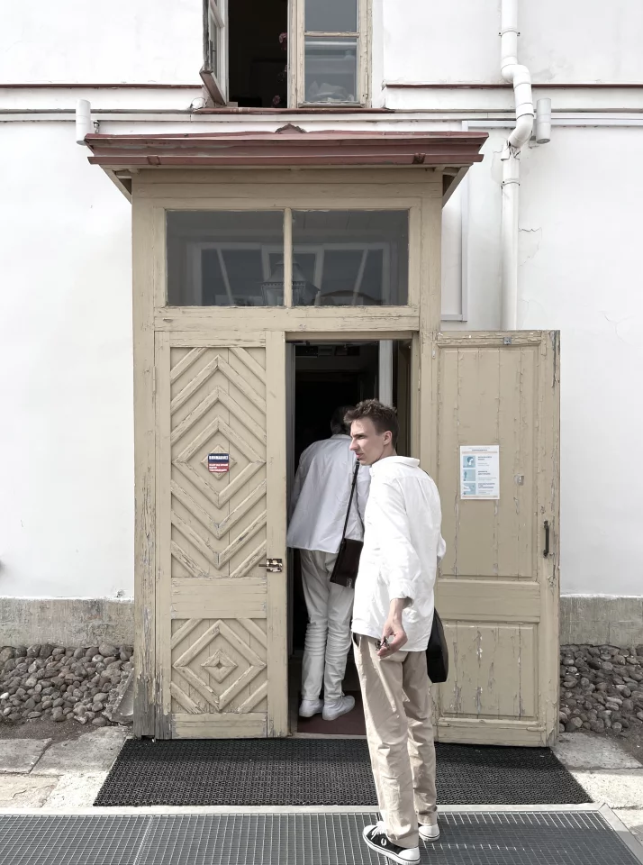 Дворец снаружи