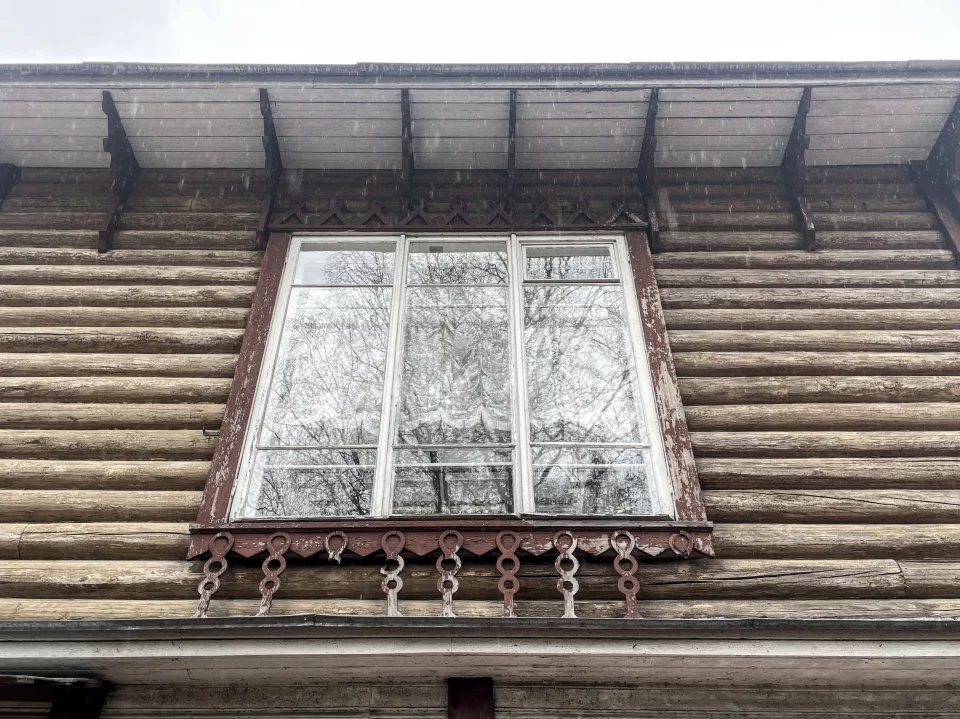 Дом снаружи